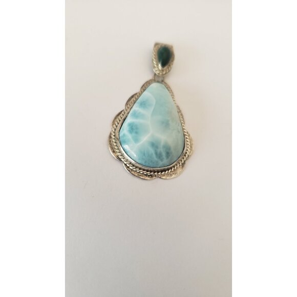 Vintage Larimar Pear Shape Pendant Set in Silver - Picture 5 of 10